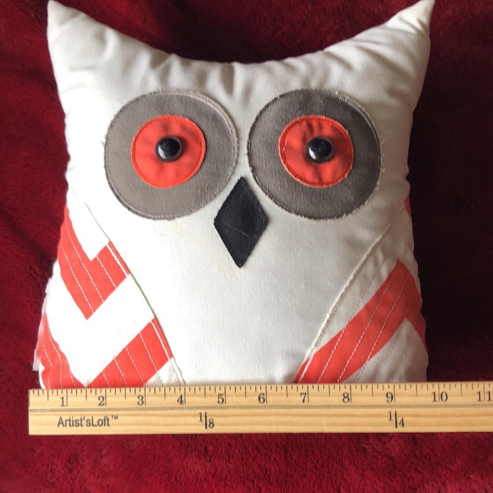 Owl Pillow🦉 - Picture 6 of 7